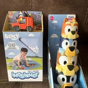 Bluey Stacking Toy Set with Orange Car and play mat